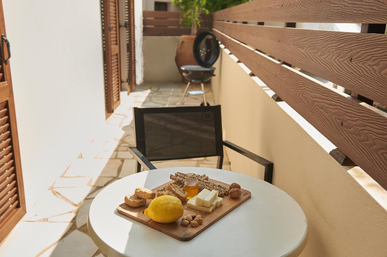 2 Bedroom Villa With Heated Swimming Pool-Spa Whirlpool-Bbq! Melidhónion Esterno foto