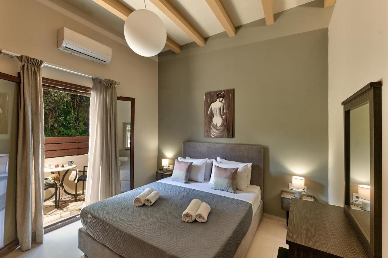 2 Bedroom Villa With Heated Swimming Pool-Spa Whirlpool-Bbq! Melidhónion Esterno foto